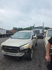 2017 Ford Escape SE - Exterior Front Center Image